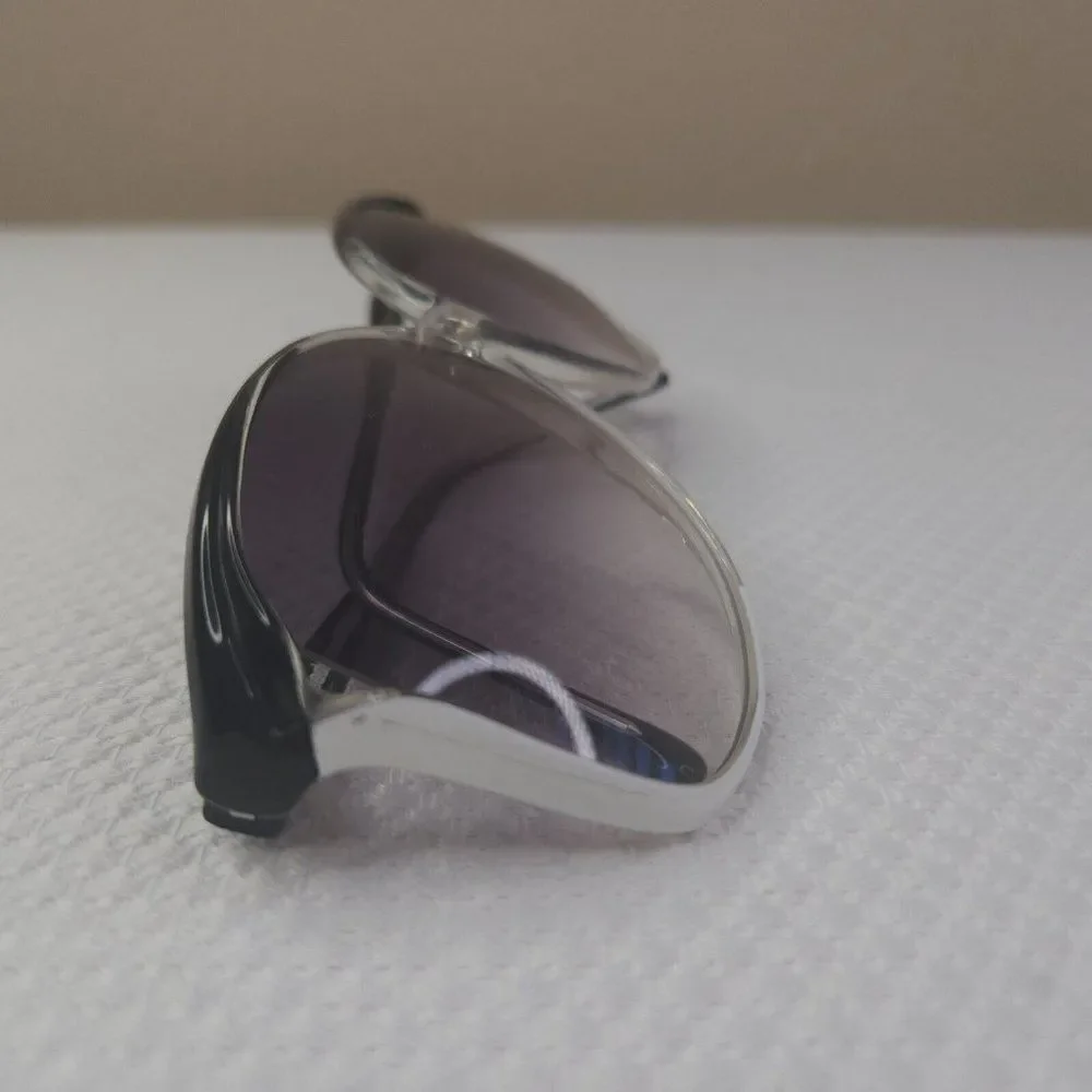VINTAGE 70s Womens Oversized Sunglasses Smokey Gray Lens New Old Stock